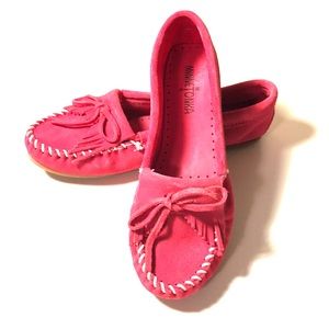 New!! Pink Minnetonka Moccasins
